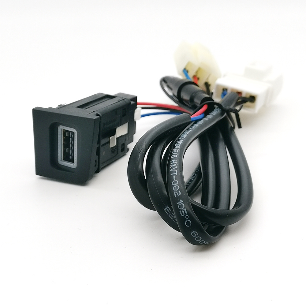 1 Pezzo Caricabatterie per Aut - Phone Accessories Charger recensione e prezzo
