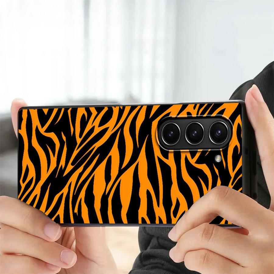 Custodia posteriore per telefo - Z Phone Accessories recensione e prezzo